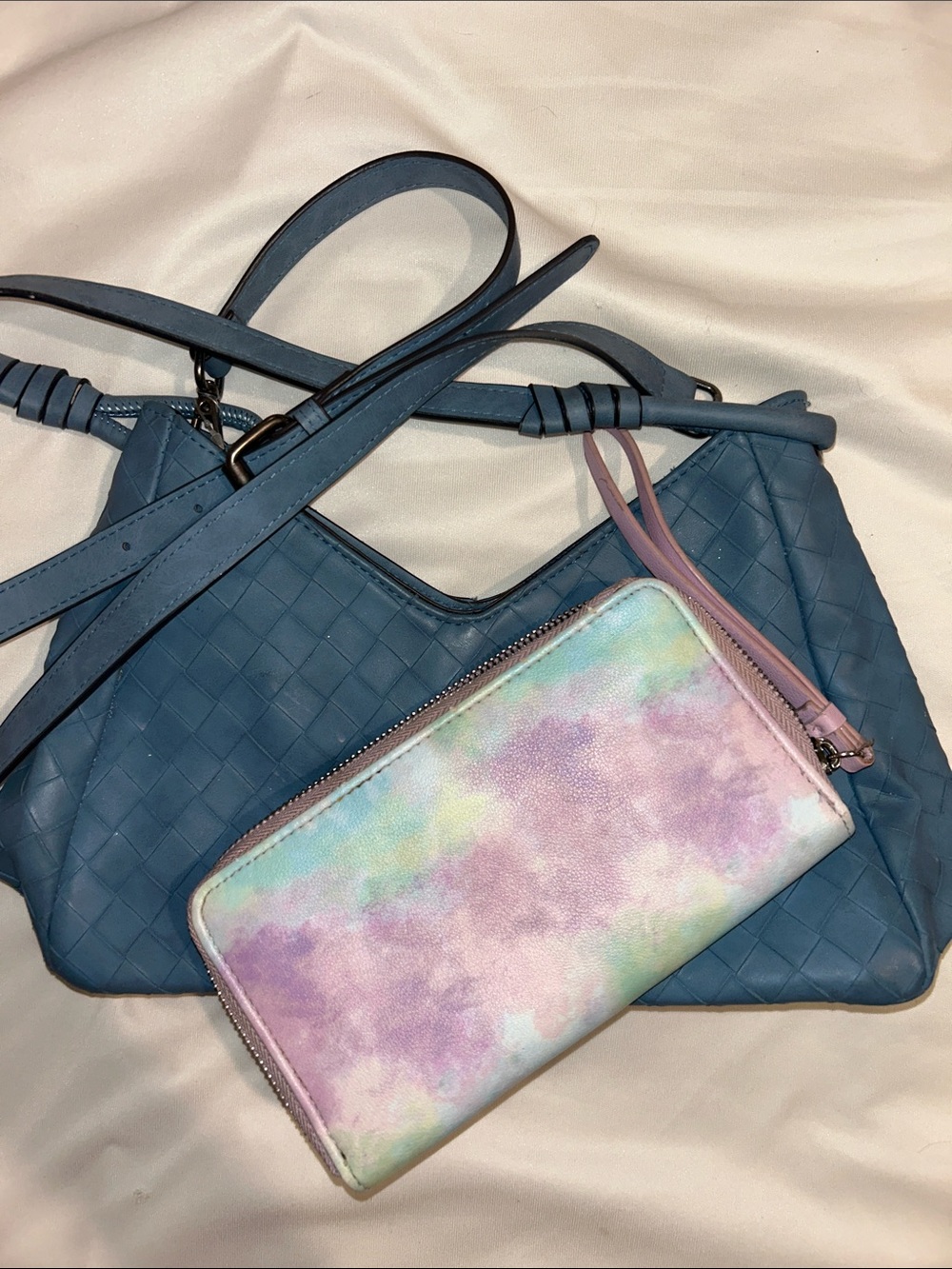 Blue Woven Shoulder Bag with Pastel Tie-Dye Wallet